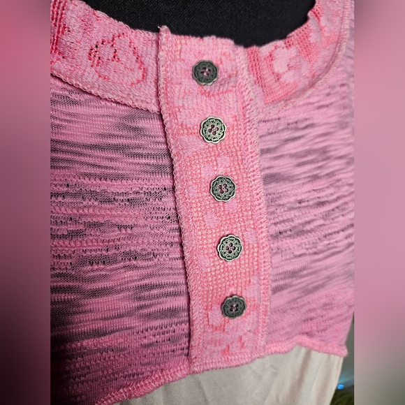 NWOT POL Pink Mixed Media Floral Mesh Ruffle Sleeve Tiered Hem Flowy Blouse Top - Picture 5 of 12